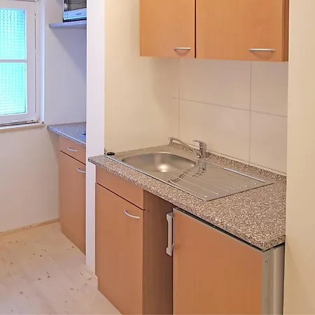 Adorable Aparment In With Parking Апартаменты