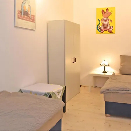 Апартаменты Adorable Aparment In With Parking Вильдеманн